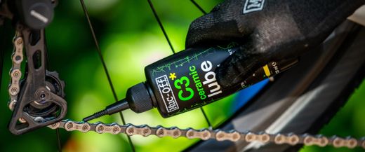 Aceitera Lubricante Muc-Off C3 Cerámico Clima Seco 300 ml 🌞 | Máxima Protección y Suavidad