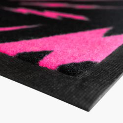 Alfombra Absorbente Muc-Off 2000x400 mm 🛡️🧼 | Protección Antideslizante Negro/Rosa para Taller y Hogar