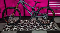 Alfombra Taller Muc-Off 2090x700 mm Negra 🖤 | Protección Profesional Antideslizante