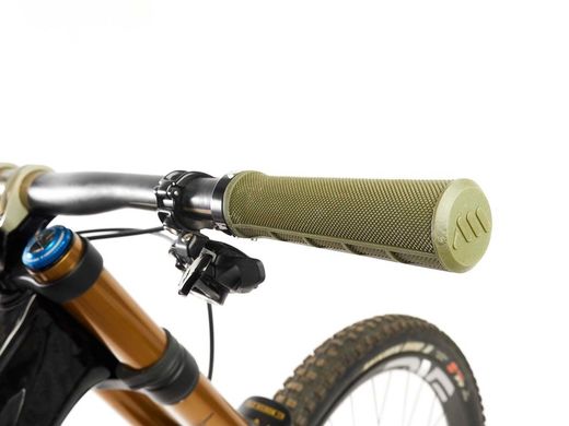 Puños para Bicicleta AMS Berm Grips - Verde: Agarre, Comodidad y Estilo para tu Bicicleta