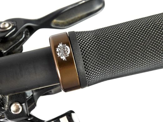Puños Bici AMS Berm Grips - Red Bull Rampage Negros: Rendimiento Extremo y Estilo Exclusivo para tu Bicicleta