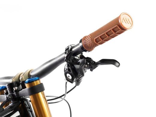 Puños para Bici AMS Cero Grips - Color Goma: Comodidad y Estilo Natural para tu Bicicleta
