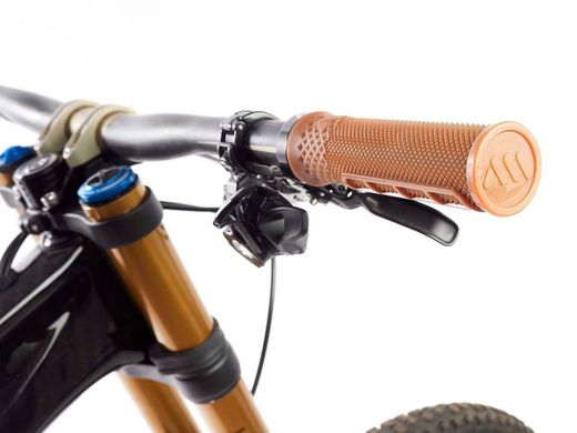 Puños para Bici AMS Cero Grips - Color Goma: Comodidad y Estilo Natural para tu Bicicleta