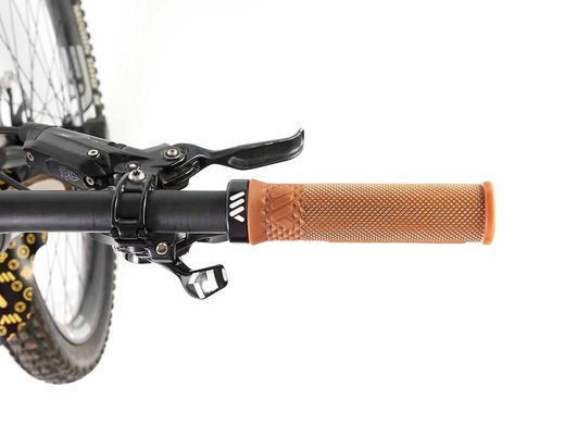 Puños para Bici AMS Cero Grips - Color Goma: Comodidad y Estilo Natural para tu Bicicleta