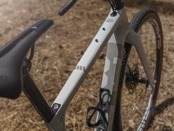 Protector de Cuadro AMS para Bicicletas de Gravel y Carretera - Transparente