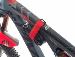 🔴🚴‍♂️ Correa de Velcro AMS Rojo  – Comodidad y estilo en un color vibrante