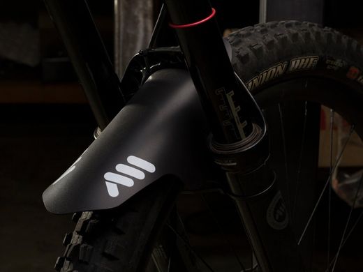 🚵‍♂️ Guardabarros AMS Mud Guard – Negro/Blanco  ⚫⚪ Protección elegante y versátil para tu bicicleta