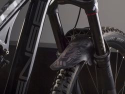 🚵‍♂️ Guardabarros Bicicleta AMS Mud Guard – Gris/Tigre  🐯 Protección feroz con estilo salvaje