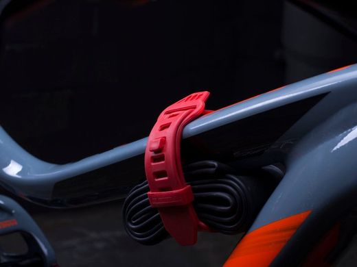 🔴🚴‍♂️ Correa AMS OS Strap Roja  – Estilo y resistencia en cada movimiento