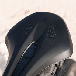 🚴‍♂️ Sillín Gravel Fizik Argo Terra X3 Negro 160mm Comodidad, Estabilidad y Rendimiento para Aventuras Gravel