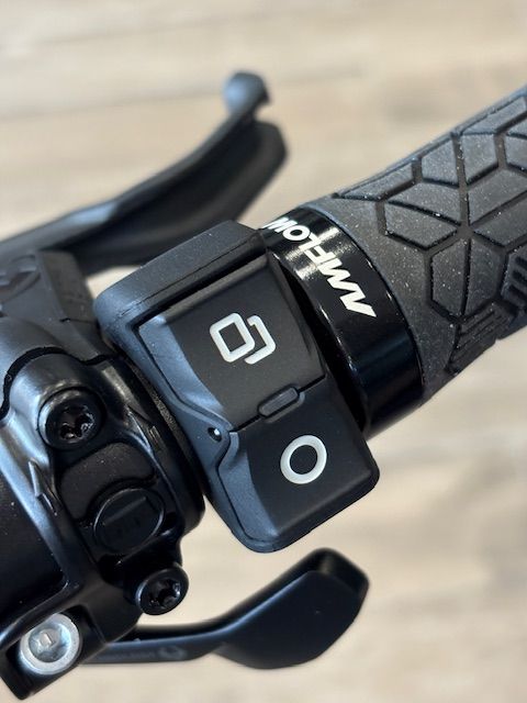 ⚡🚵‍♂️ Bicicleta AMFLOW PL CARBON (800 Wh) | Ligereza, Potencia y Autonomía para el MTB Eléctrico de Nueva Generación 🔥💎