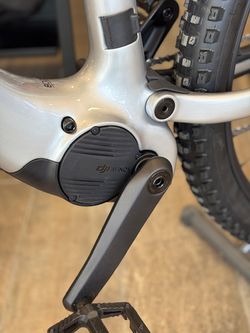 ⚡🚵‍♂️ Bicicleta AMFLOW PL CARBON (800 Wh) | Ligereza, Potencia y Autonomía para el MTB Eléctrico de Nueva Generación 🔥💎