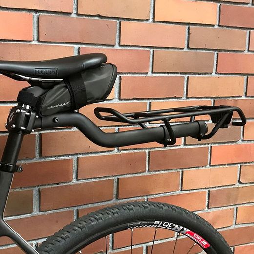 Portabultos Blackburn Central Seat Post – La Solución Perfecta para Cargar Tu Bicicleta con Comodidad y Estilo 🚴‍♂️