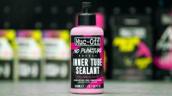 Bote Muc-Off Líquido Sellante Cámara Bio 1L 🌱🚴‍♂️ | Anti-pinchazos Ecológico y Efectivo ✅💧
