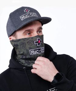 😎🔥 Braga Multifuncional Muc-Off Transpirable Verde Punk 💚🖤 | Protección Ligera y Estilo Rebelde 😎🚴‍♂️