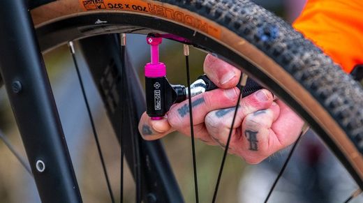 💨📦 Caja Muc-Off Cartuchos CO₂ 16 g (40 Unidades) | Inflado Rápido, Eficiente y Profesional