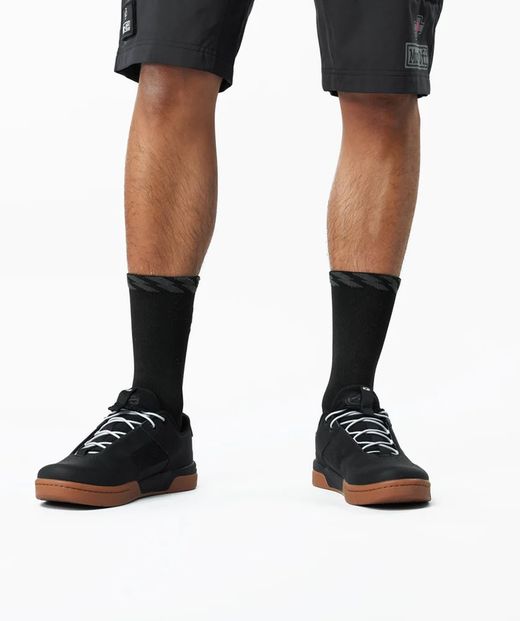 🧦🖤🚴‍♂️ Calcetines Muc-Off Technical Riders Negros | Rendimiento Técnico y Estilo Puro
