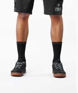 🧦🖤🚴‍♂️ Calcetines Muc-Off Technical Riders Negros | Rendimiento Técnico y Estilo Puro