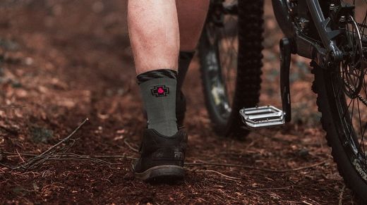 🧦💚🚴‍♂️ Calcetines Muc-Off Technical Riders Verde | Rendimiento, Confort y Estilo Rider