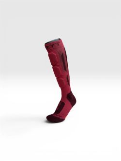 🛡️🔴 Calcetines Protectores SHELTER Protective Socks Dark Red – Protección, Comodidad y Estilo para MTB 🚵‍♂️🏔️