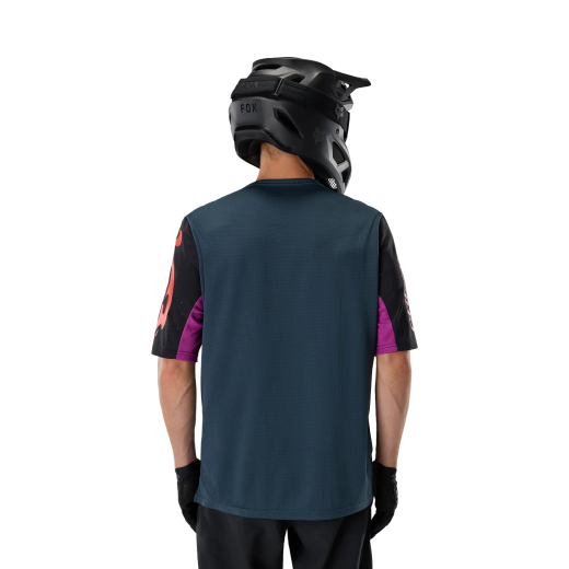 👕🔥 Camiseta Fox Defend Creation – Resistencia, Rendimiento y Estilo para MTB y Enduro