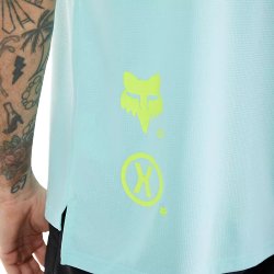 🚵‍♂️👕 Camiseta Fox Elevated Defend Manga Corta – Comodidad y Resistencia para MTB y Outdoor