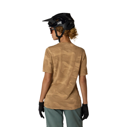 🚵‍♀️ Camiseta Fox Ranger TruDri® para Mujer – Comodidad y Estilo en Cada Aventura 🦊