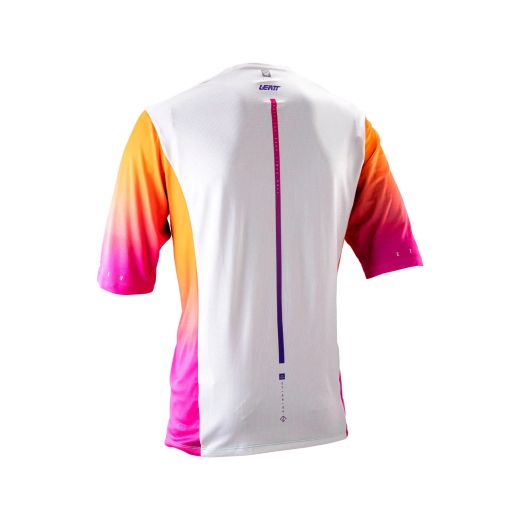 💜🚵‍♀️ Camiseta Leatt MTB 4.0 Morado Piñata – Estilo, protección y rendimiento sin límites ⚡🌄