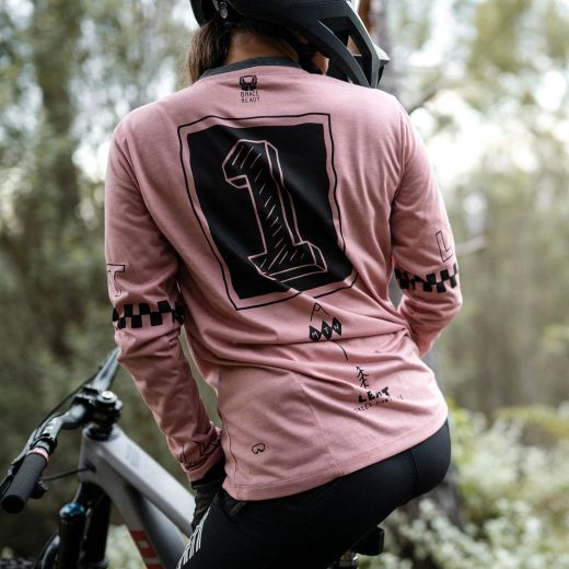 🌸🚵‍♀️ Camiseta Leatt MTB Gravity 3.0 Manga Larga Mujer Rosa Dusty – Rendimiento, protección y estilo femenino 💪✨