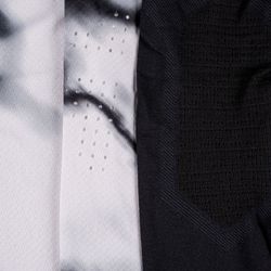 ⚪🔥 Camiseta Leatt MTB Gravity 8.0 Blanco Heatmap – Máximo rendimiento con estilo de competición 🚵‍♂️💨