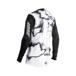 ⚪🔥 Camiseta Leatt MTB Gravity 8.0 Blanco Heatmap – Máximo rendimiento con estilo de competición 🚵‍♂️💨
