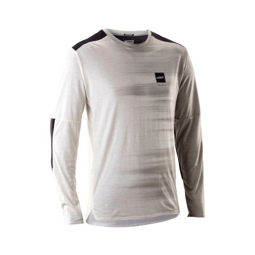 🤍🚵‍♂️ Camiseta Leatt MTB Trail 4.0 Manga Larga Blanco Cream | Protección y estilo en tus rutas 🌄✨