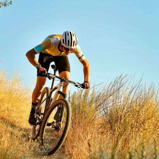 🚵‍♀️🔥 Camiseta Leatt MTB Endurance 3.0 – Blanco Heatmap 🤍🌡️