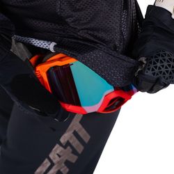 Camiseta Leatt MTB Gravity 4.0 WN Negro | Ropa de Alto Rendimiento para Mujeres Ciclistas de MTB