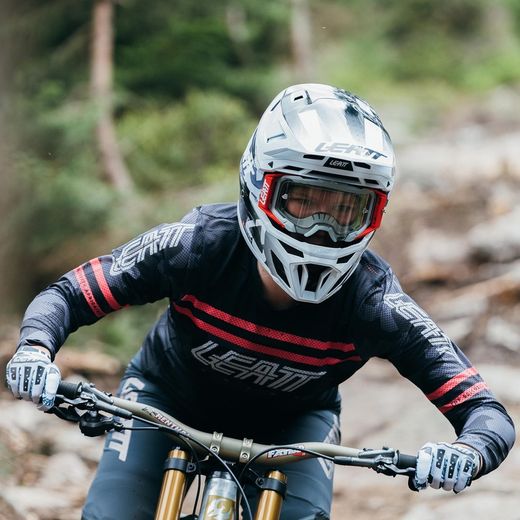 Camiseta Leatt MTB Gravity 4.0 WN Negro | Ropa de Alto Rendimiento para Mujeres Ciclistas de MTB
