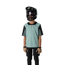🦊 Camiseta Técnica Fox Defend — Juvenil : Rendimiento, Comodidad y Estilo para Jóvenes Aventureros
