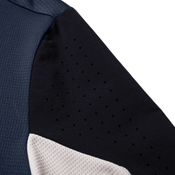 👕🔥 Camiseta Técnica Fox Defend – Rendimiento y Durabilidad para MTB, Trail y Enduro