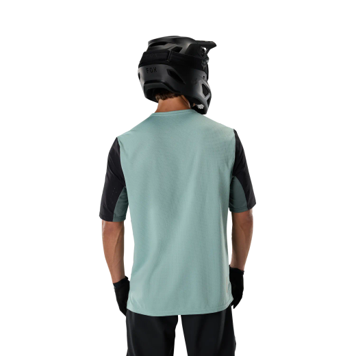Camiseta Técnica Fox Defend – Rendimiento y Resistencia para el MTB 🚴‍♂️💨