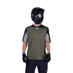 🚴‍♂️💨 Camiseta Técnica Fox Defend – Rendimiento y Resistencia para el MTB