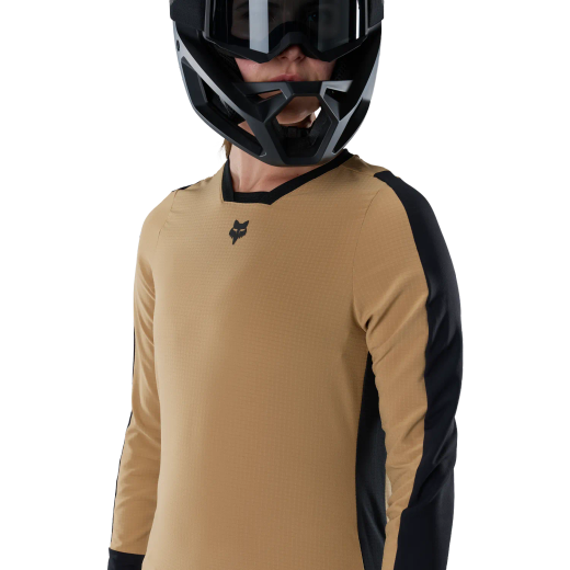 🔥 Camiseta Técnica Fox Defend Thermal Mujer – Rendimiento y Calidez para MTB (Marrón Azúcar) 🖤