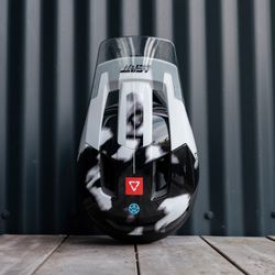 🧠🤍 Casco Leatt MTB Gravity 5.0 Blanco – Protección máxima, ligereza extrema y estilo impecable ⚡🚵‍♂️