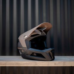 🧠🤎 Casco Leatt MTB Gravity 5.0 Marrón – Protección máxima, ligereza y estilo aventurero ⚡🚵‍♂️
