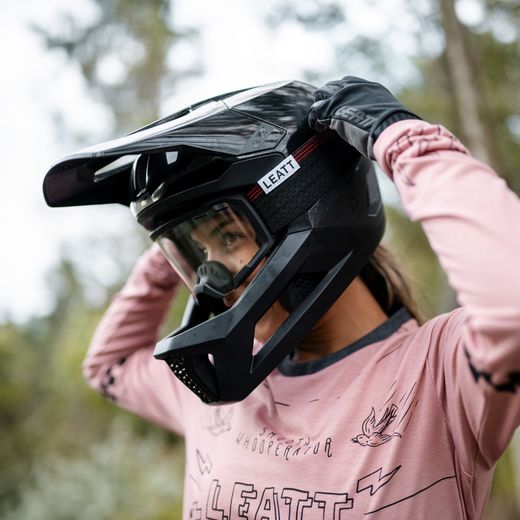 🧠⚫ Casco Leatt MTB Gravity 5.0 Negro – Máxima protección, rendimiento profesional y estilo agresivo 🚵‍♂️🔥