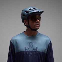 💙🚵‍♂️ Casco Leatt MTB Trail 3.0 Azul | Protección, confort y estilo sobre el sendero 🌲⚡