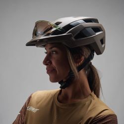 🤎🚵‍♂️ Casco Leatt MTB Trail 3.0 Marrón | Protección y estilo para los amantes del trail 🌲💨
