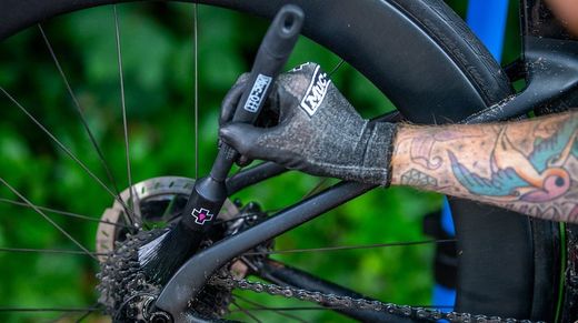 Cepillo Muc-Off Transmisión 🚴‍♂️ Limpieza Profunda de Cadena y Piñones