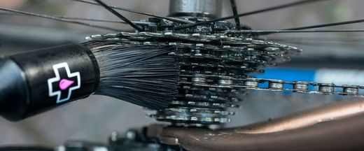 Cepillo Muc-Off Transmisión 🚴‍♂️ Limpieza Profunda de Cadena y Piñones