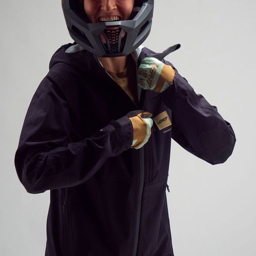⚫🚵‍♀️ Chaqueta Leatt MTB HydraDri 3.0 Mujer Negro – Rendimiento, protección y estilo sin límites 🌧️🔥