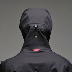 ⚫🚵‍♂️ Chaqueta Leatt MTB HydraDri 5.0 Negro – Protección total y rendimiento extremo en cualquier clima 🌧️🔥