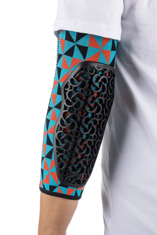 🛡️ Coderas Protectoras Flow Azul Claro / Rojo 🔵🔴 | Protección MTB, Trail y Enduro 🚵‍♂️🔥